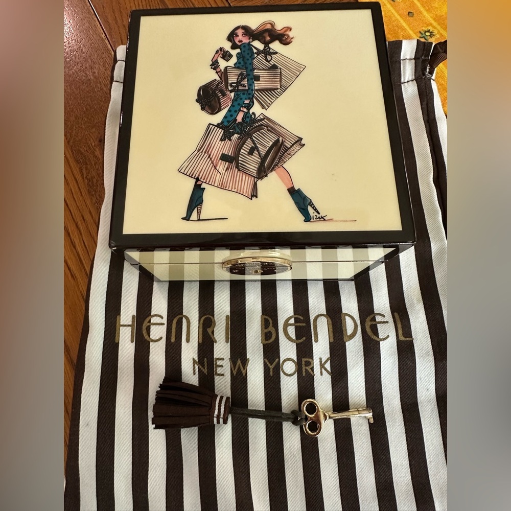 VINTAGE HENRI BENDEL SHOPPER GIRL JEWELRY BOX WITH KEY & HB DUST BAG